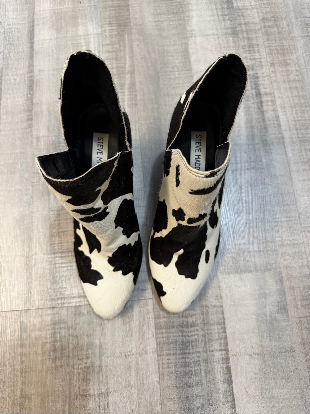 Steve Madden Rookie Cow Print Calf Hair Ankle Booties Women’s Size 7 Heels - Picture 3 of 7